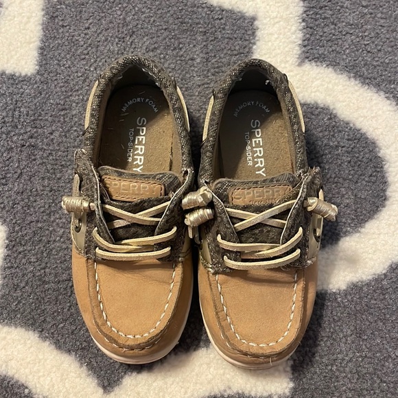 Toddler size 9.5 Sperrys - Picture 1 of 4